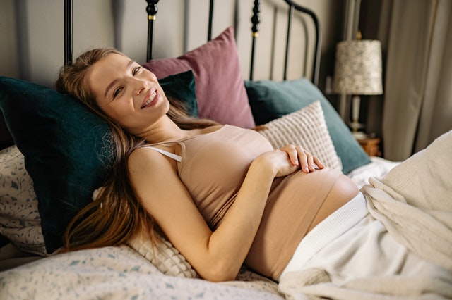 good position for pregnant women
