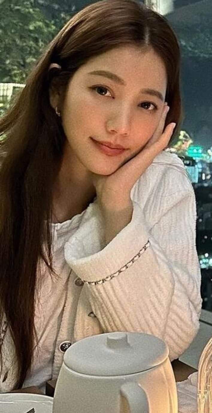 Lure Hsu, the 47 Years Old Who Never Ages