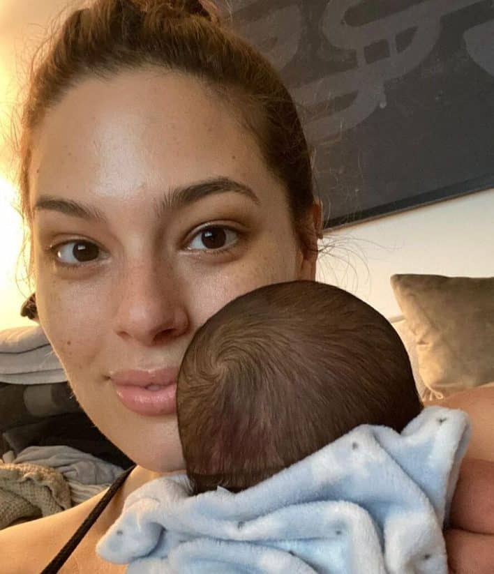 Ashley Graham Stopped Breastfeeding Twins At 5 Months