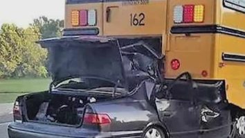 Teen Dies in School Bus Crash