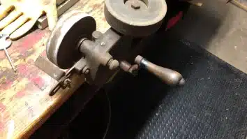 Hand Crank Grinder