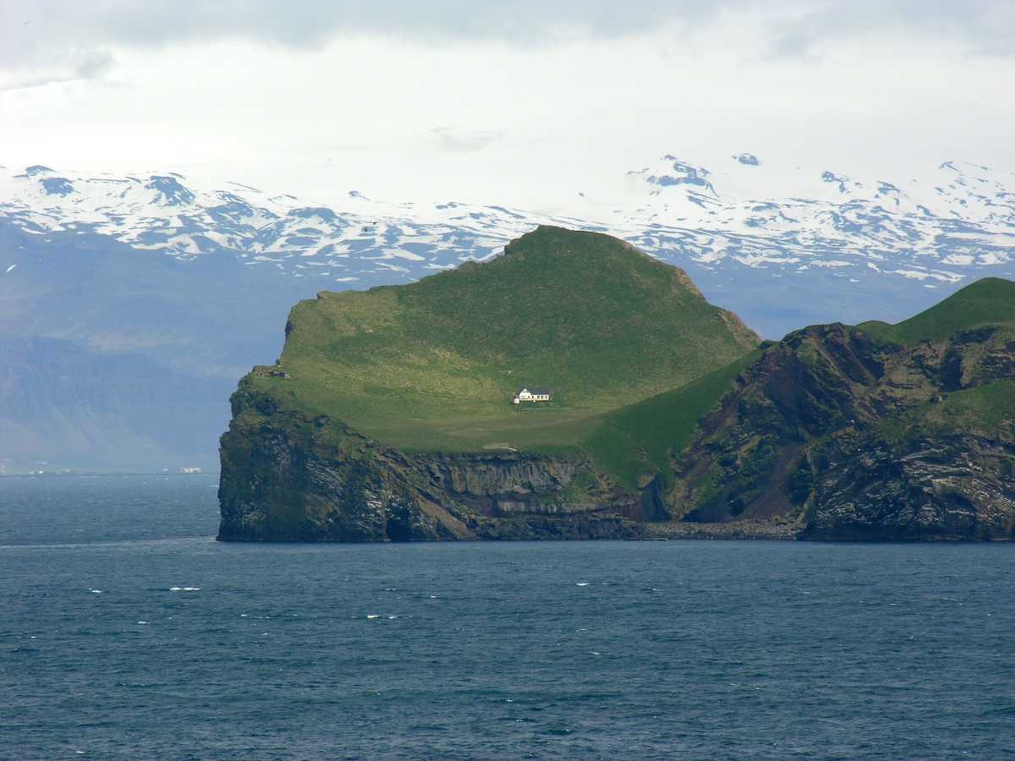 Iceland’s lonely house