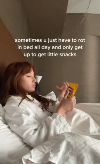 Bed Rotting TikTok Trend Sparks Worry Regarding Gen Z Student